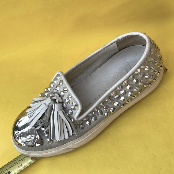 Silver/gray Giuseppe Zanotti leather with silver studs - Picture 14 of 14